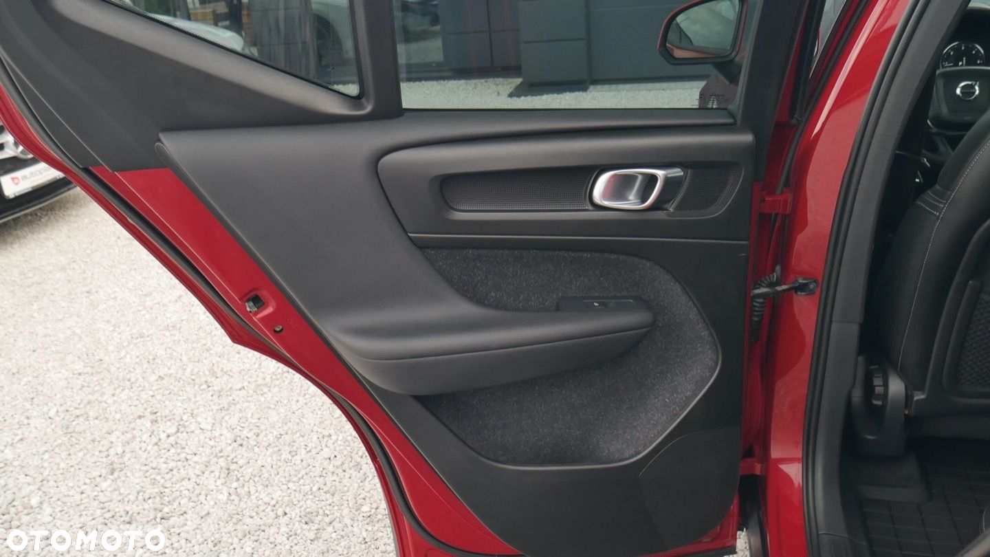 Volvo XC 40 - 17