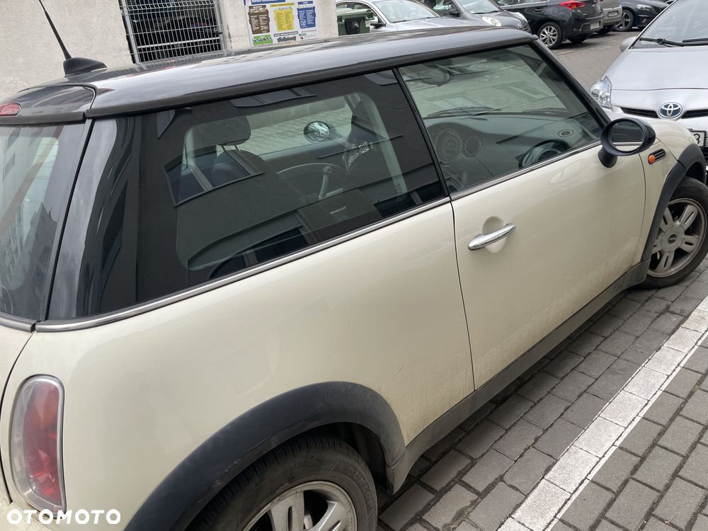 MINI ONE Standard - 11