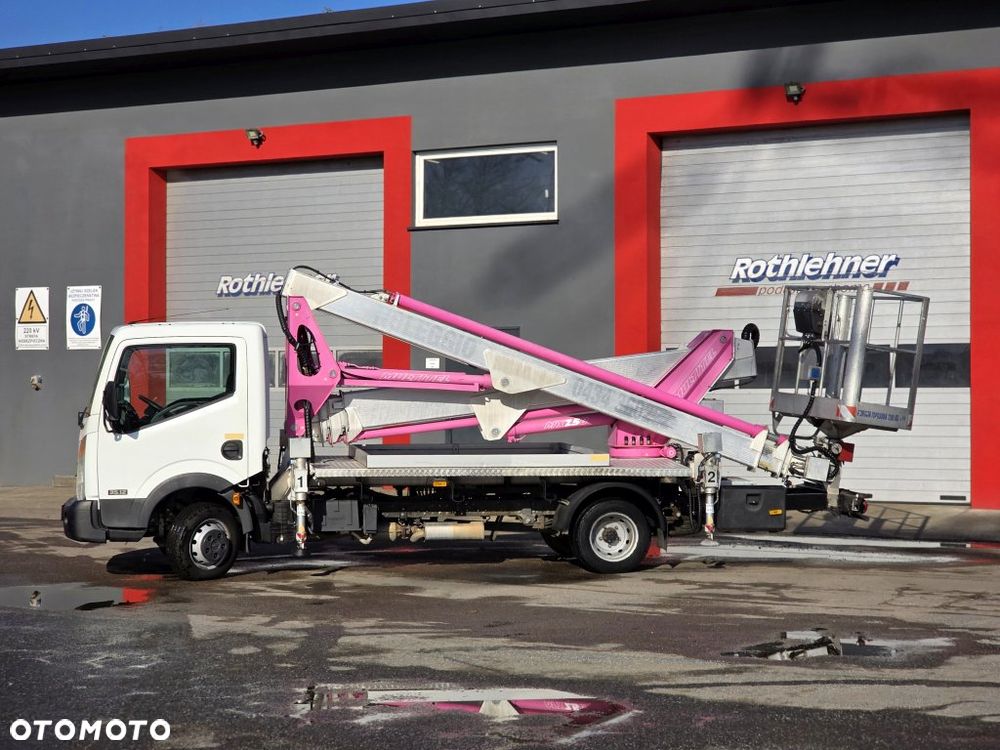 Nissan Cabstar - 3