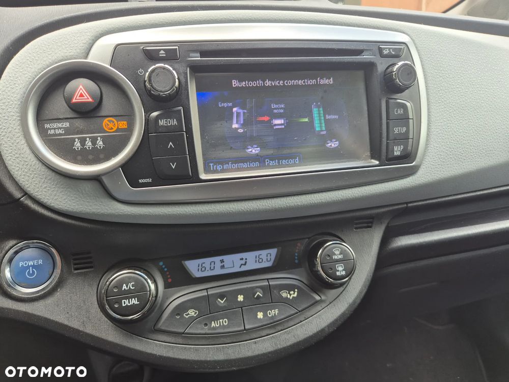 Toyota Yaris 1.5 VVT-i Style - 11