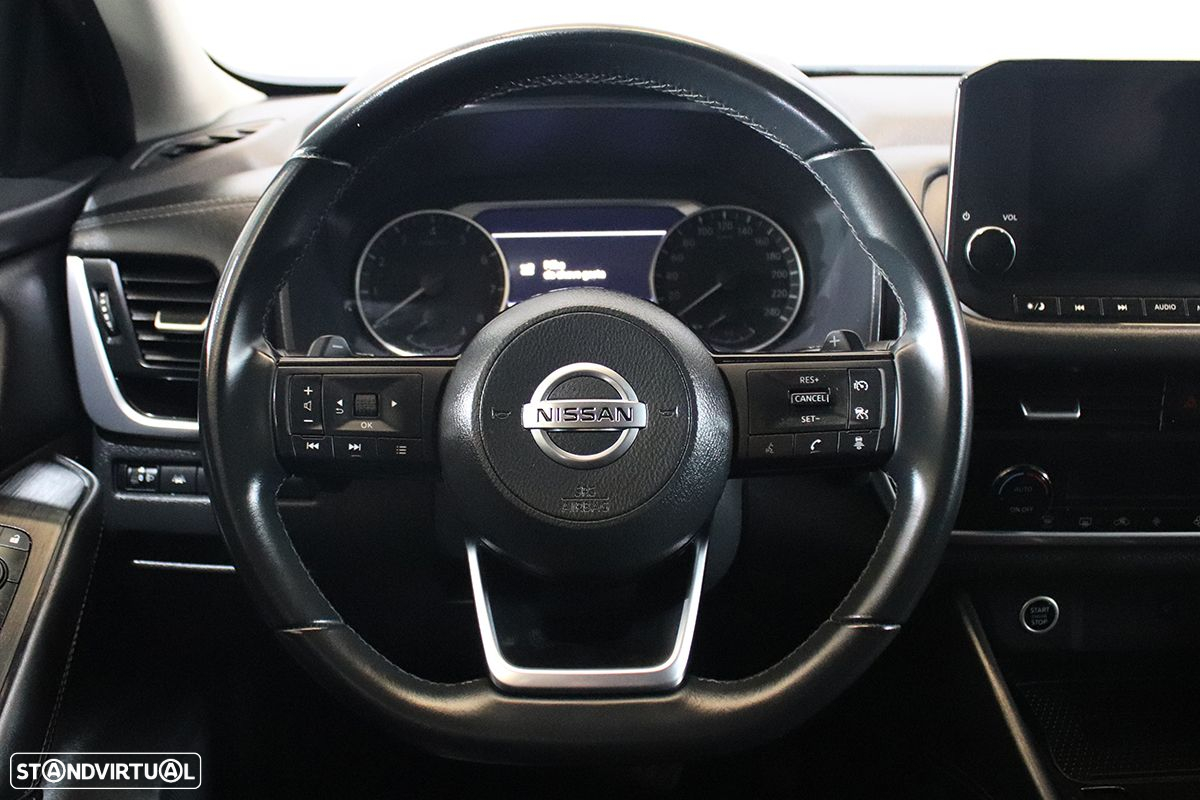 Nissan Qashqai 1.3 DIG-T N-Connecta Xtronic - 17