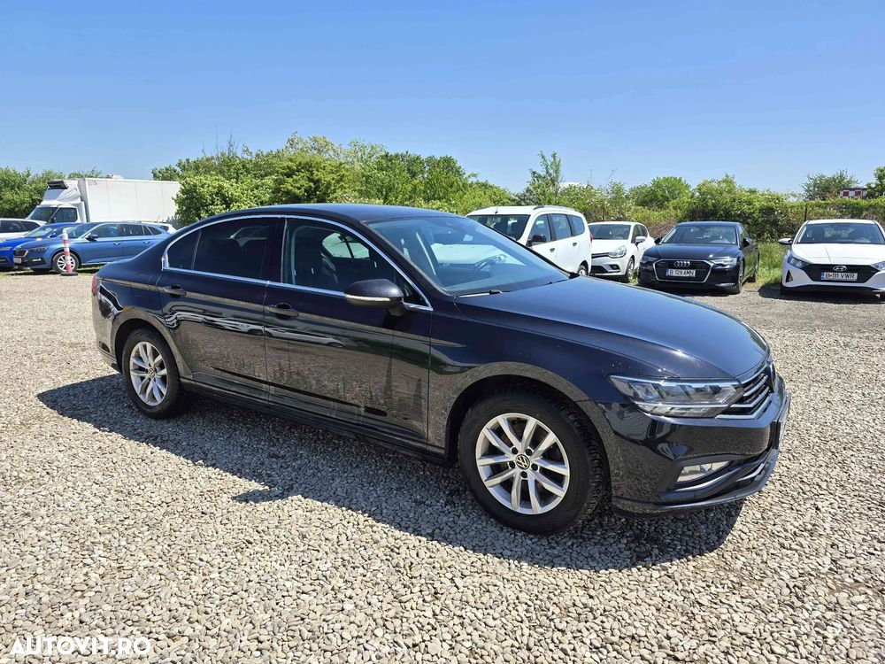 Volkswagen Passat - 3