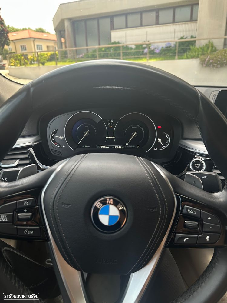 BMW 530 e iPerformance Line Luxury - 34