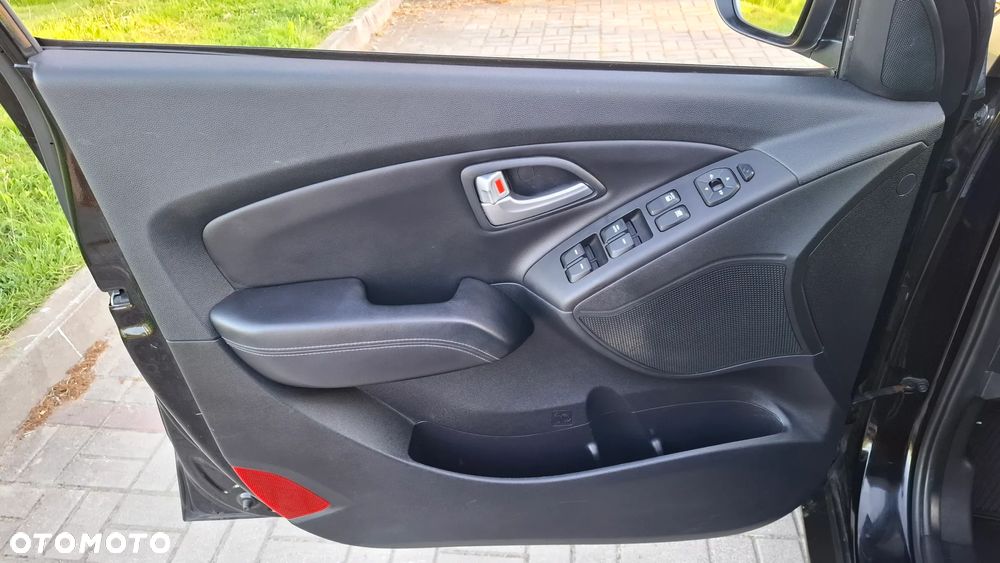 Hyundai ix35 2.0 CRDi 4WD Automatik Premium - 19