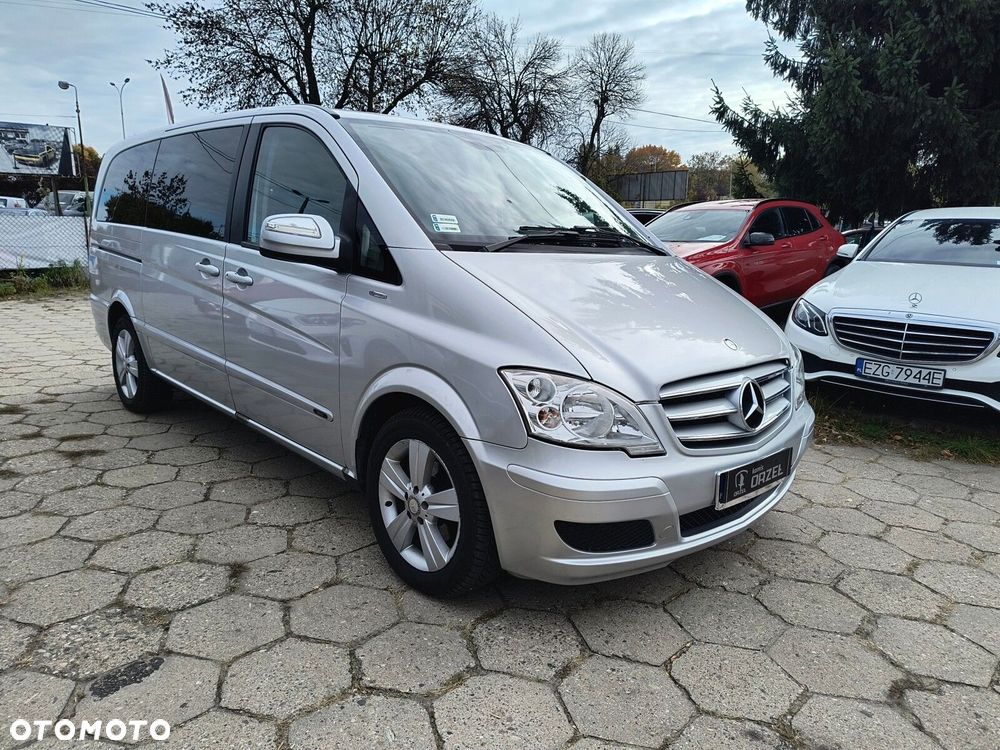 Mercedes-Benz Viano 2012 photo 3