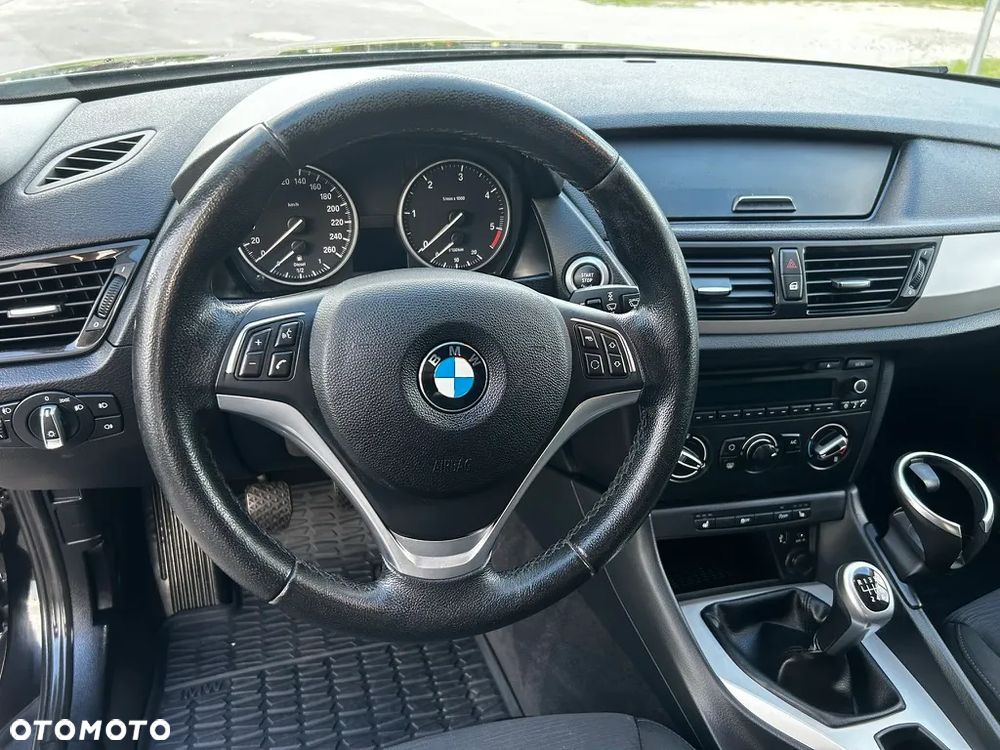 BMW X1 sDrive16d xLine - 8