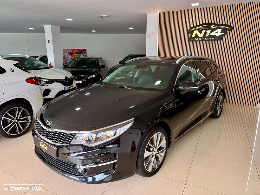 Kia Optima SW - 18