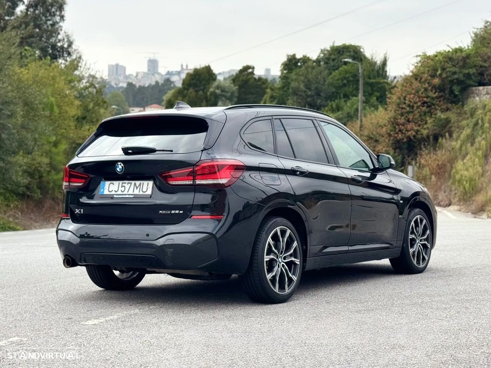BMW X1 25 e xDrive Pack M - 13