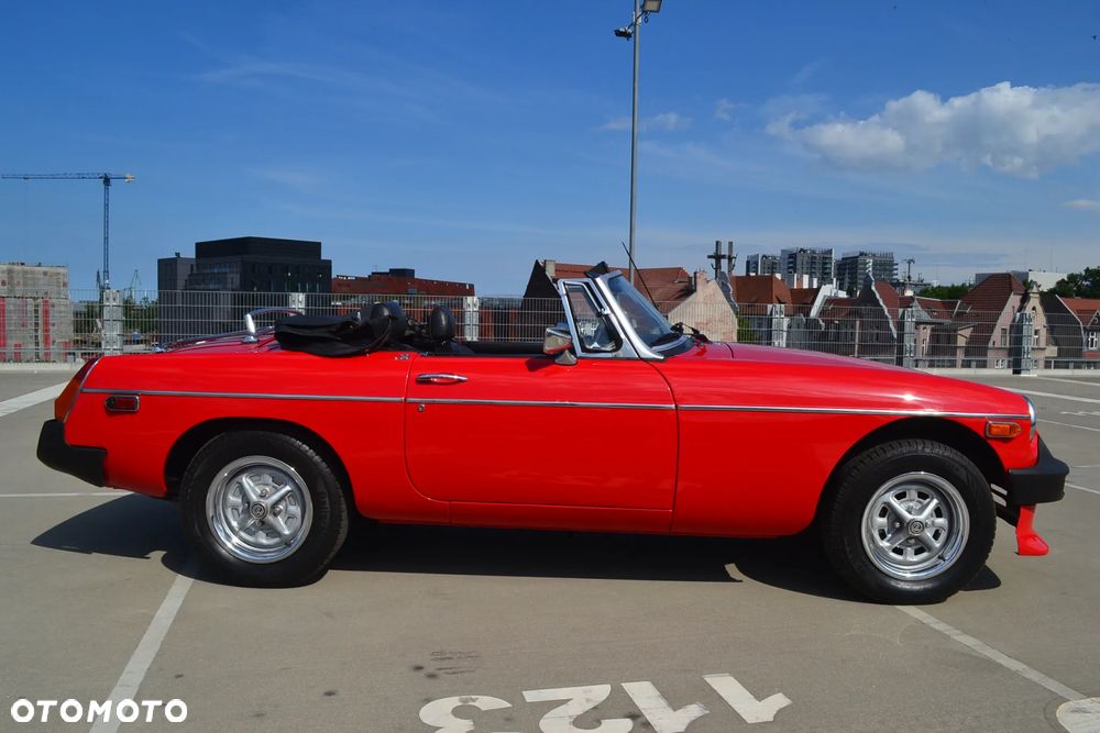 MG MGB - 14