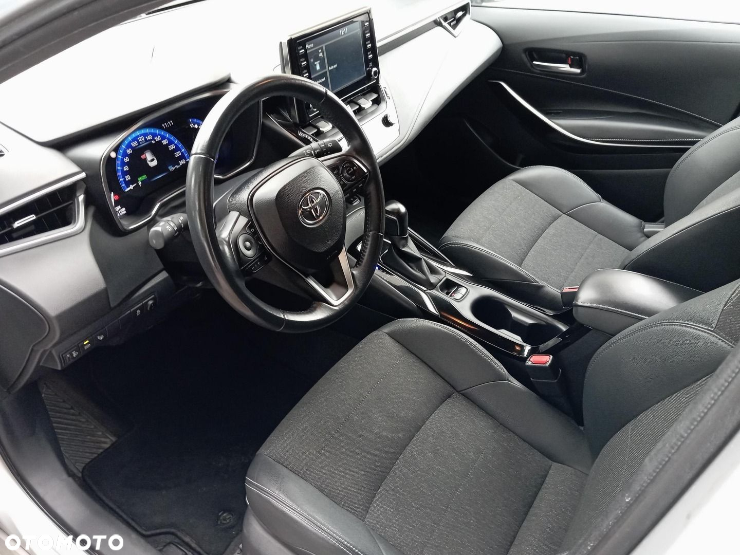Toyota Corolla - 10