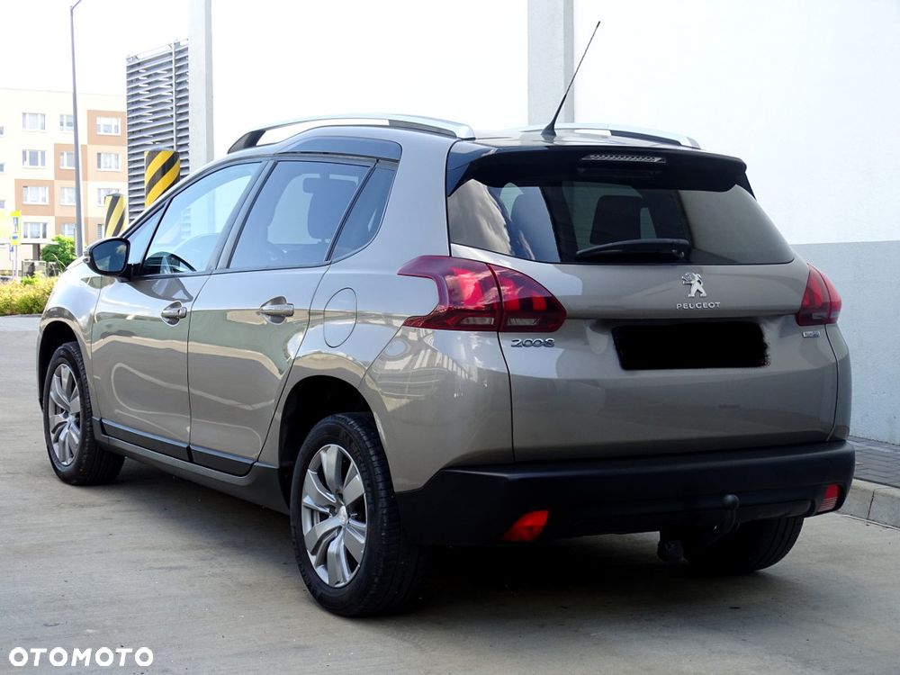 Peugeot 2008 1.6 BlueHDi Style - 7