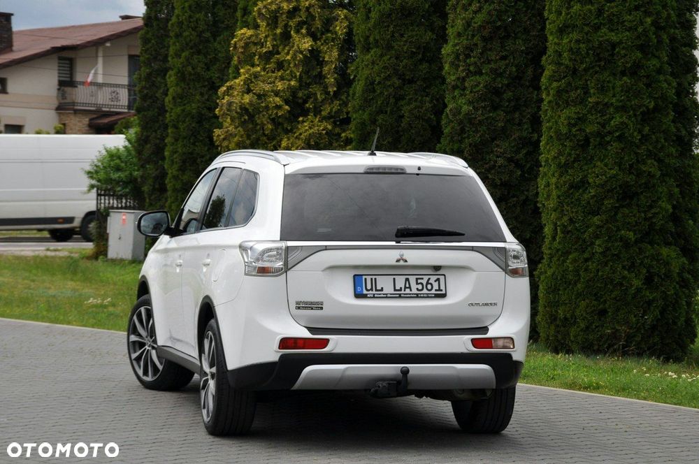 Mitsubishi Outlander - 15