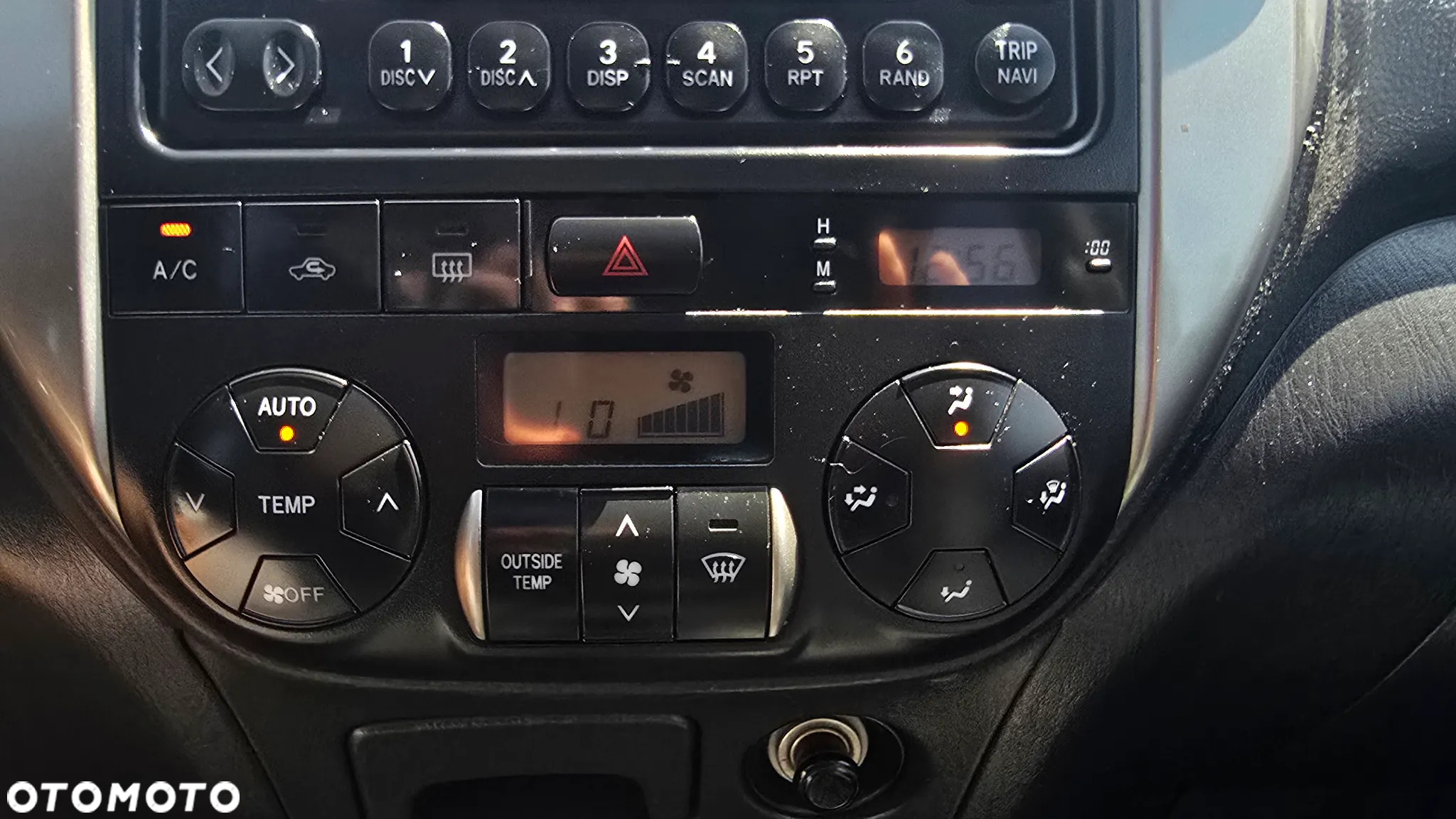 Toyota RAV4 2.0 D-4D 4x4 - 10