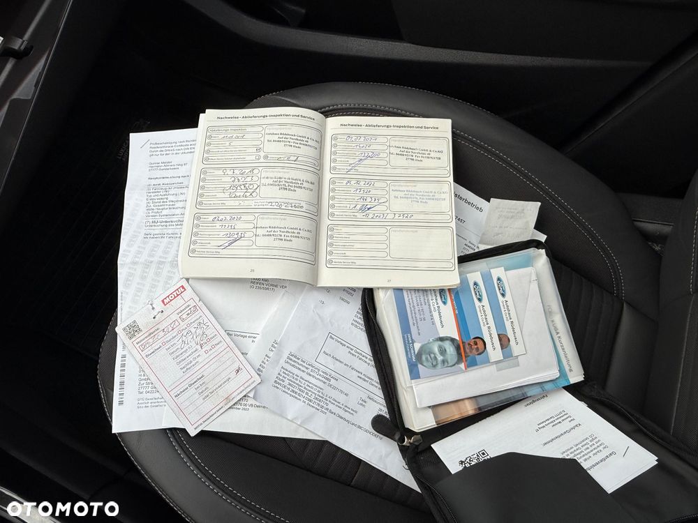 Ford Kuga 1.5 EcoBoost 2x4 Titanium - 27