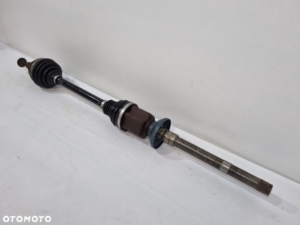 VW PASSAT B8 PÓŁOŚ PRZÓD 3Q0407272BG - 3
