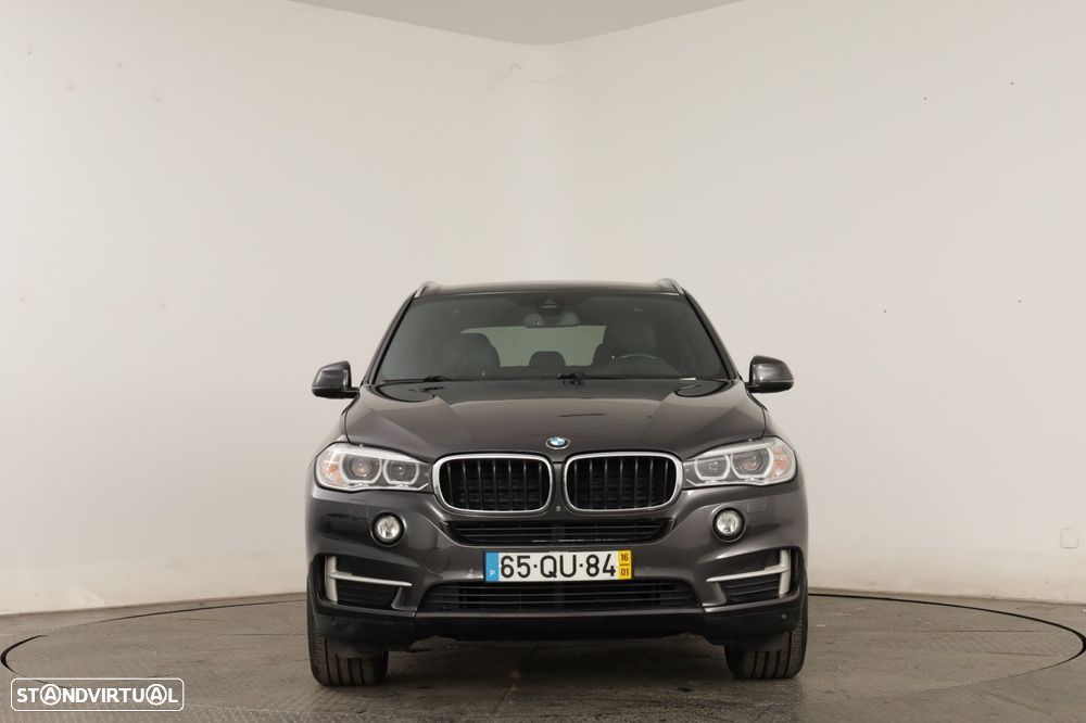 BMW X5 25 d sDrive Comfort 7L - 3