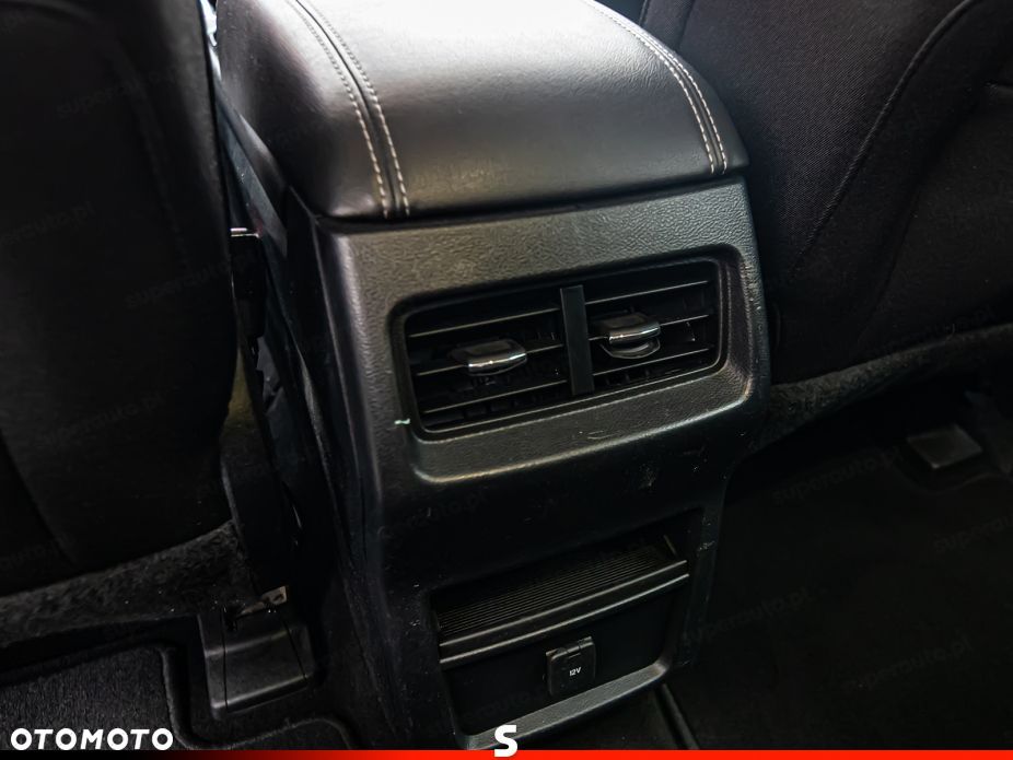 Ford S-Max - 25