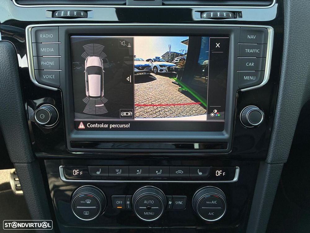 VW Golf 2.0 TSI R DSG - 29