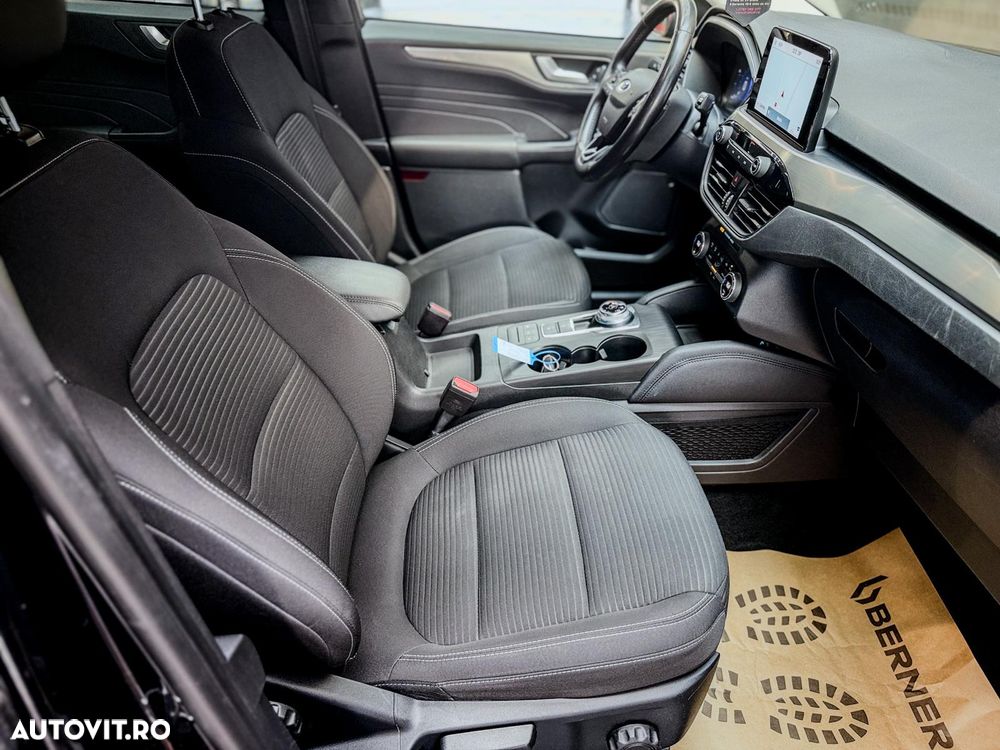Ford Kuga - 21