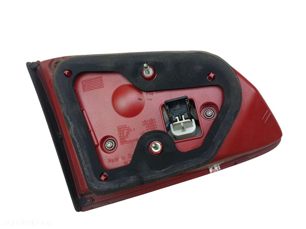 LAMPA PRAWY TYŁ W KLAPE LED VW PASSAT B7 KOMBI (10-14) 3AF945308 - 4