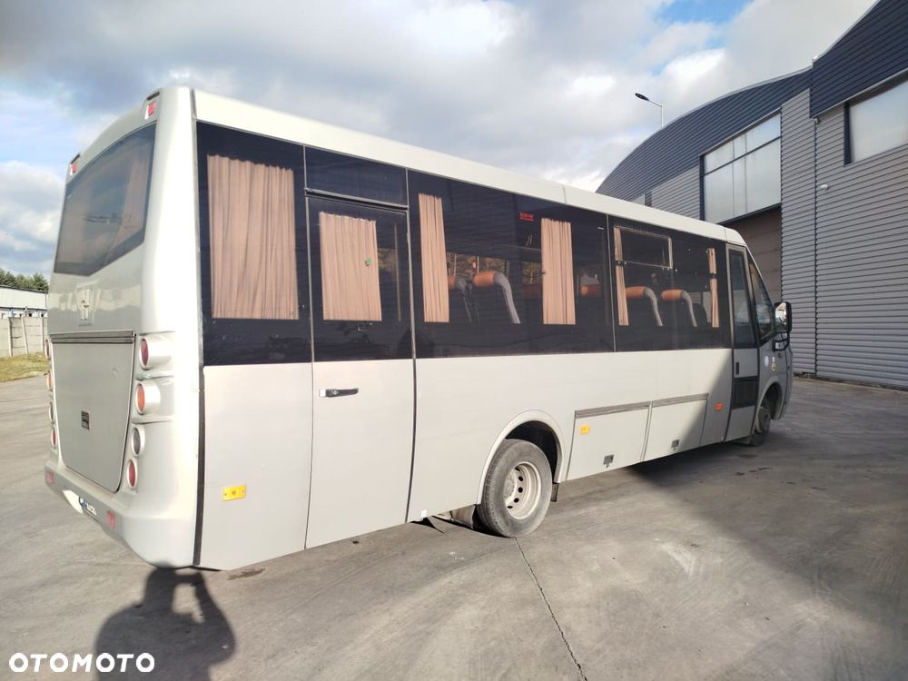 Iveco Daily NEMAN 31+1+1 - 6