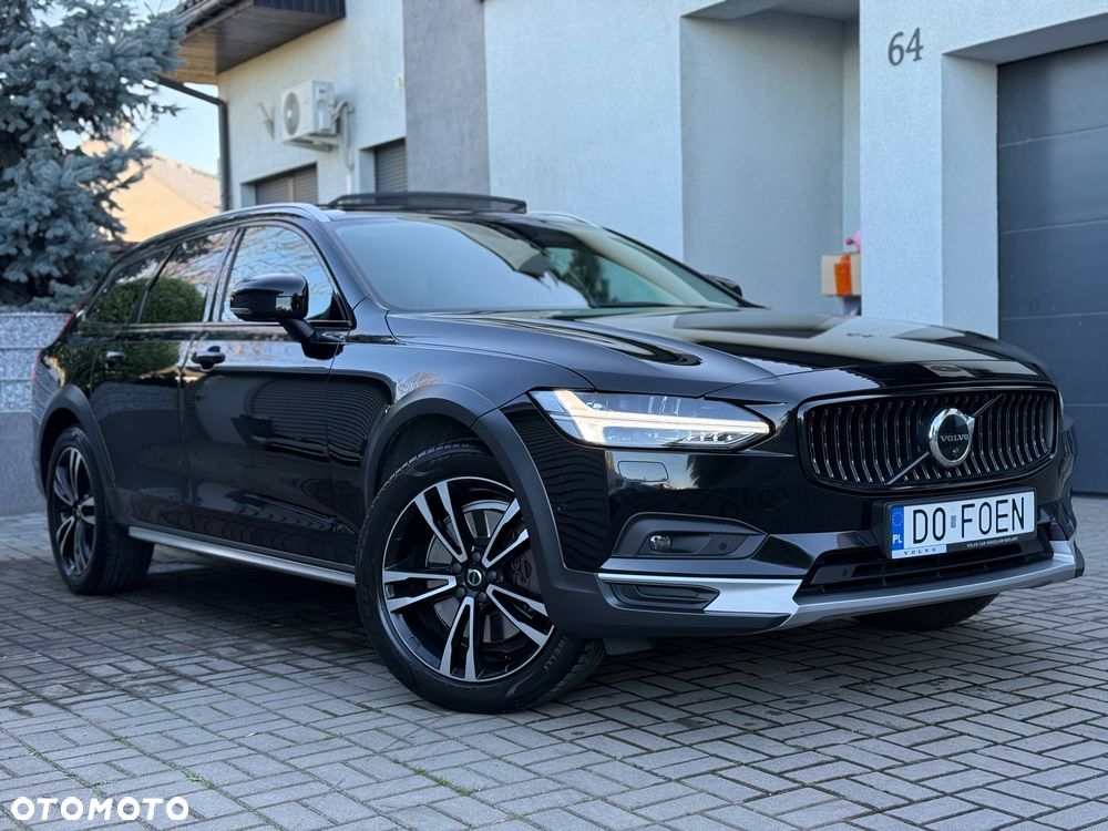 Volvo V90 Cross Country B5 D AWD Pro - 2