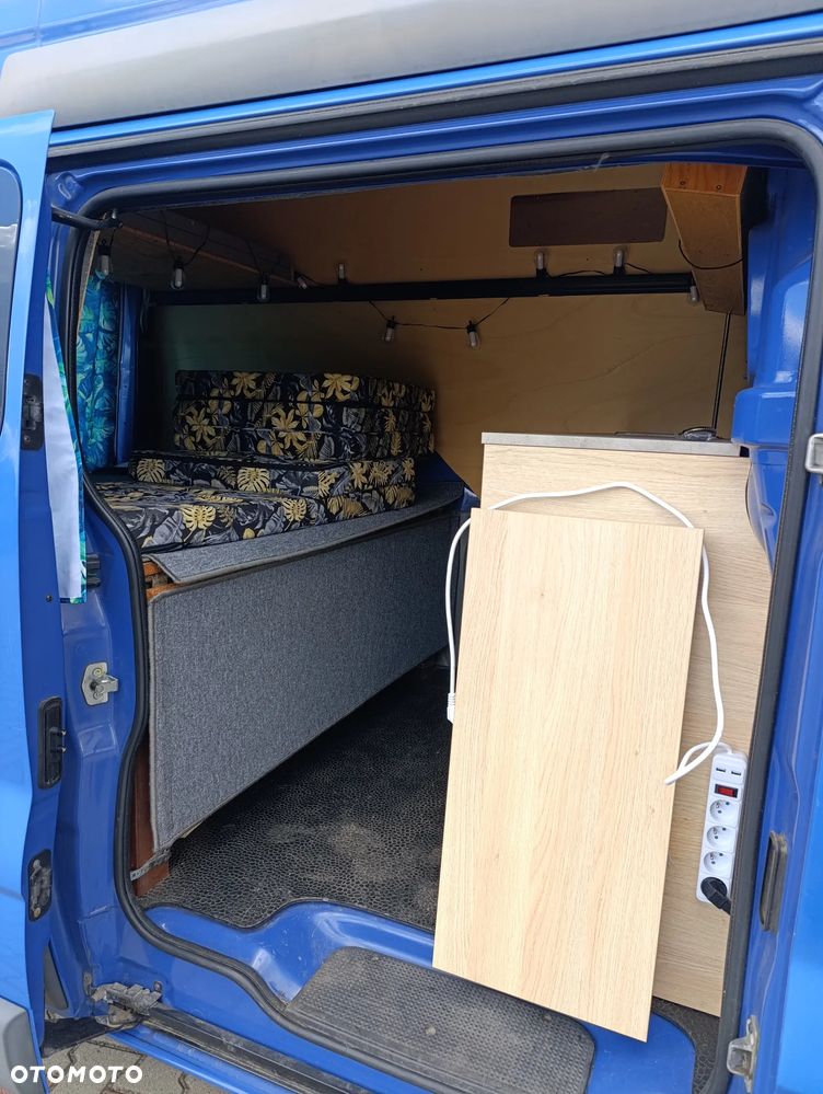 Opel Vivaro - 23