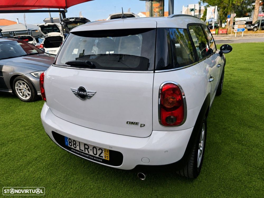 MINI Countryman One D - 4