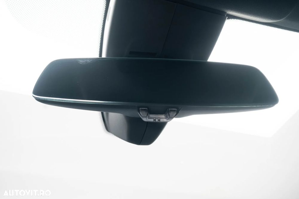 BMW Seria 2 218i Aut. M Sport - 14