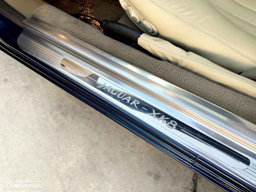 Jaguar XK XK8 4.0 Convertible Classic - 30