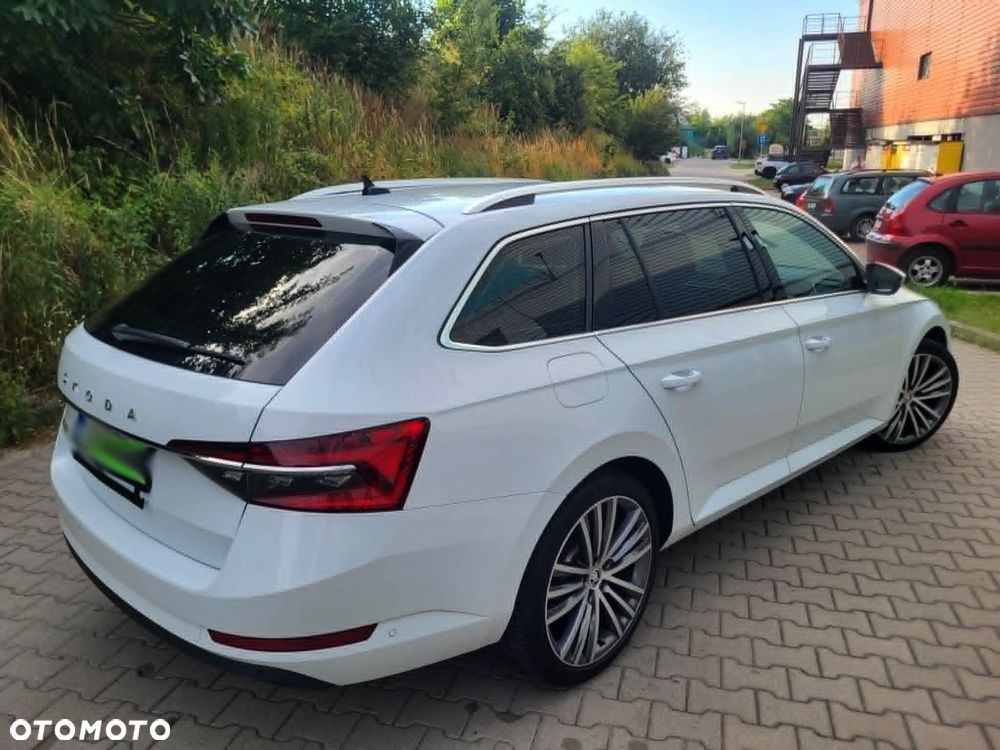 Skoda Superb 1.5 TSI DSG Sportline - 17
