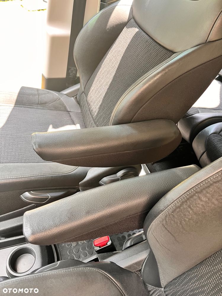 Citroën C4 Grand Picasso 2.0 HDi FAP (7-Sitzer) Exclusive - 20