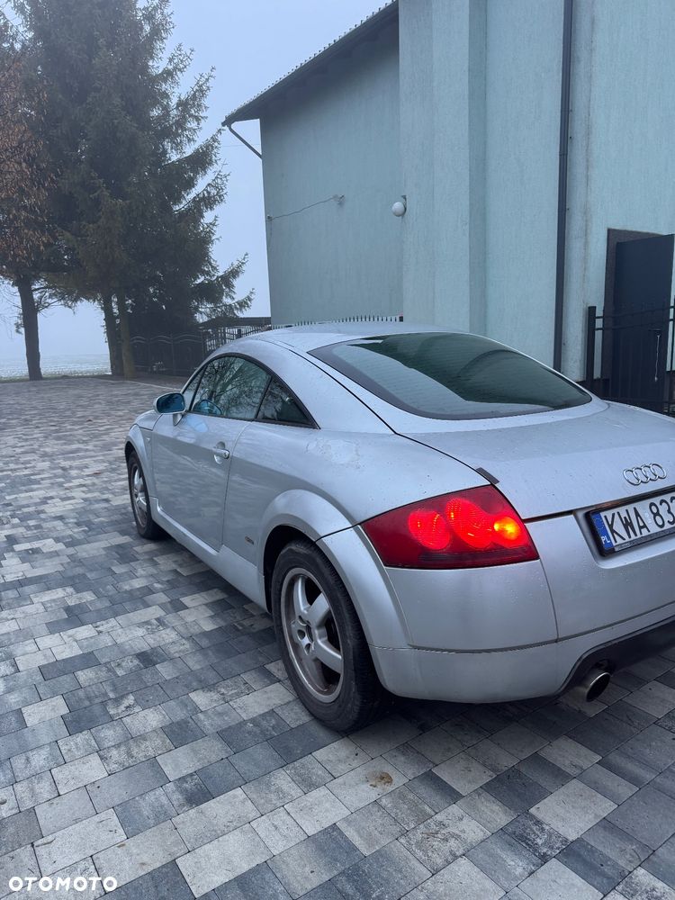 Audi TT Coupé 1.8T - 5