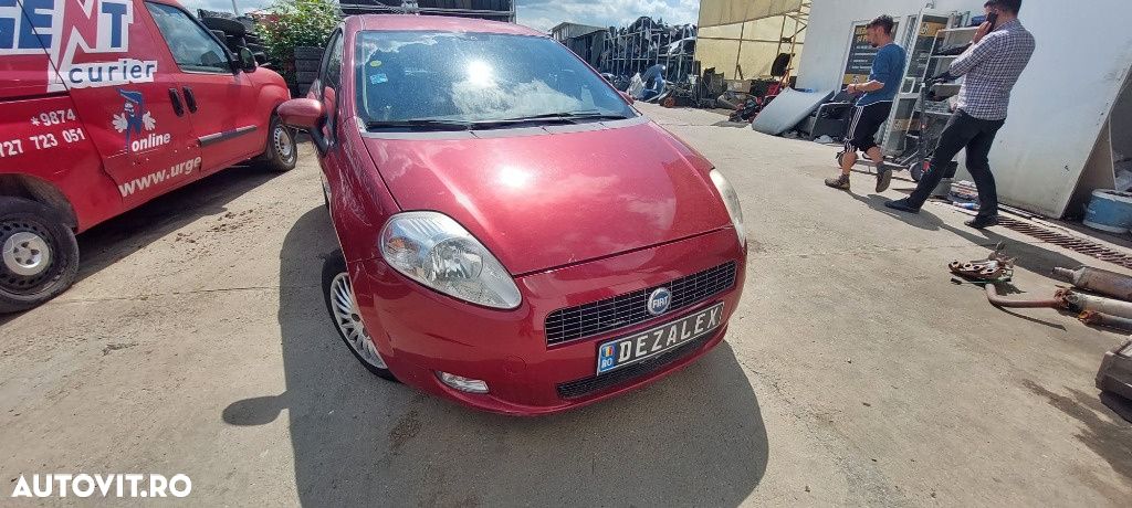 Dezmembrari Fiat Grande Punto 1.4 benzina 2008 - 1