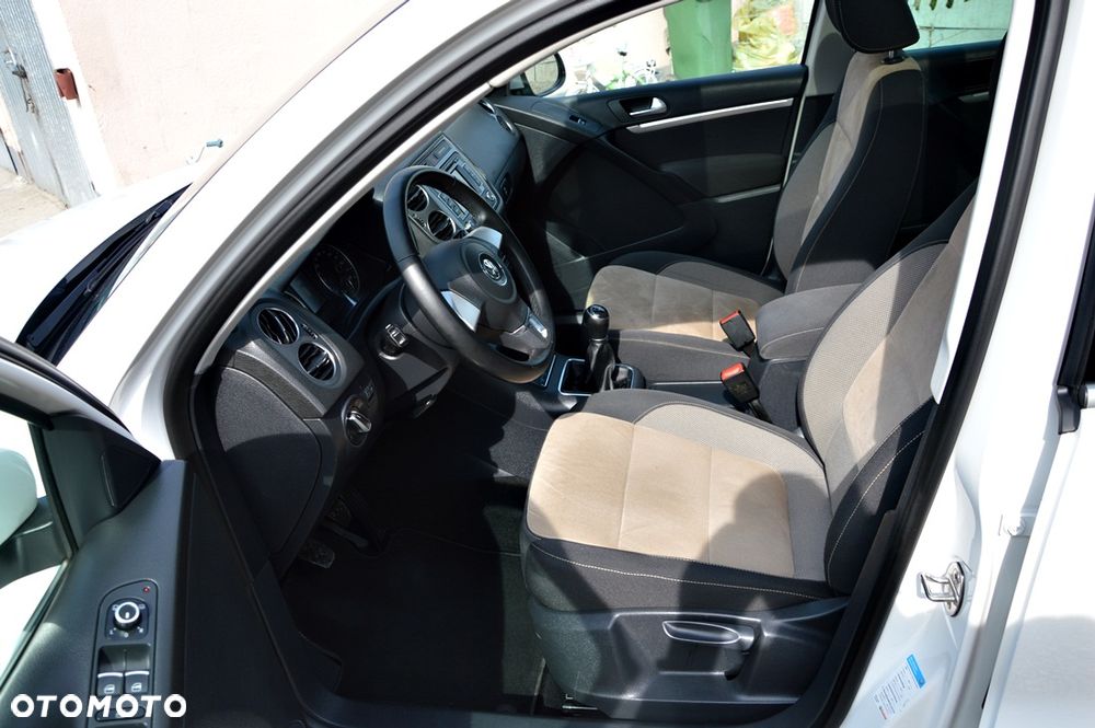 Volkswagen Tiguan - 24