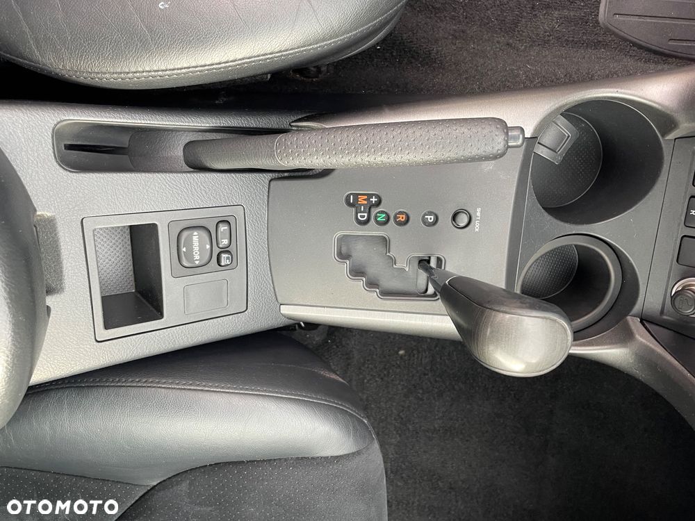 Toyota RAV4 2.0 VVT-i Premium MS - 8