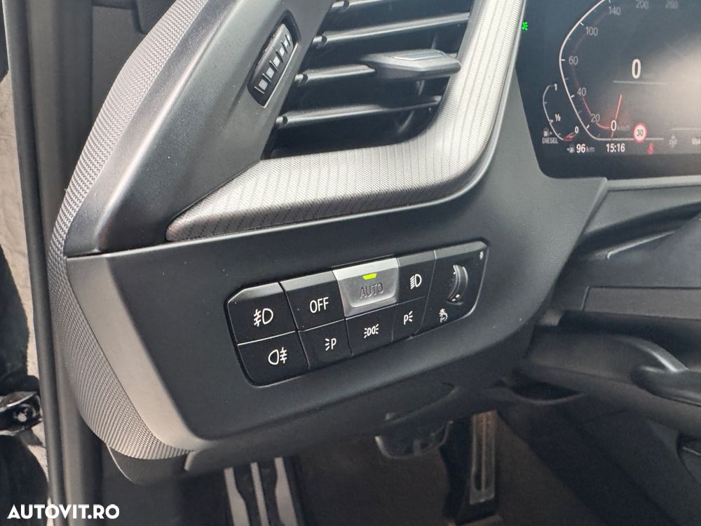 BMW Seria 1 120d Aut. M Sport - 11