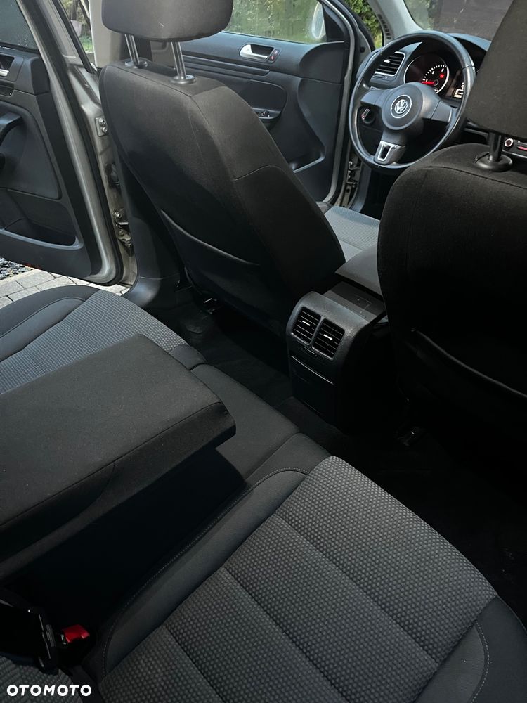 Volkswagen Golf 1.6 TDI Comfortline - 11