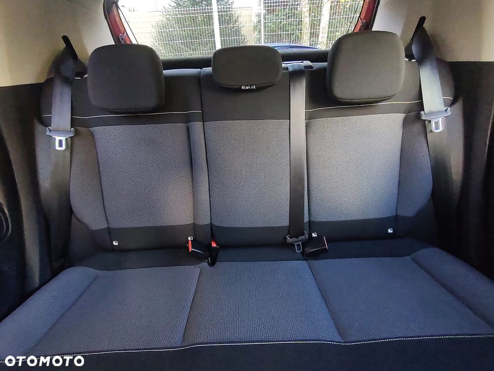 Citroën C3 1.2 PureTech Shine - 26