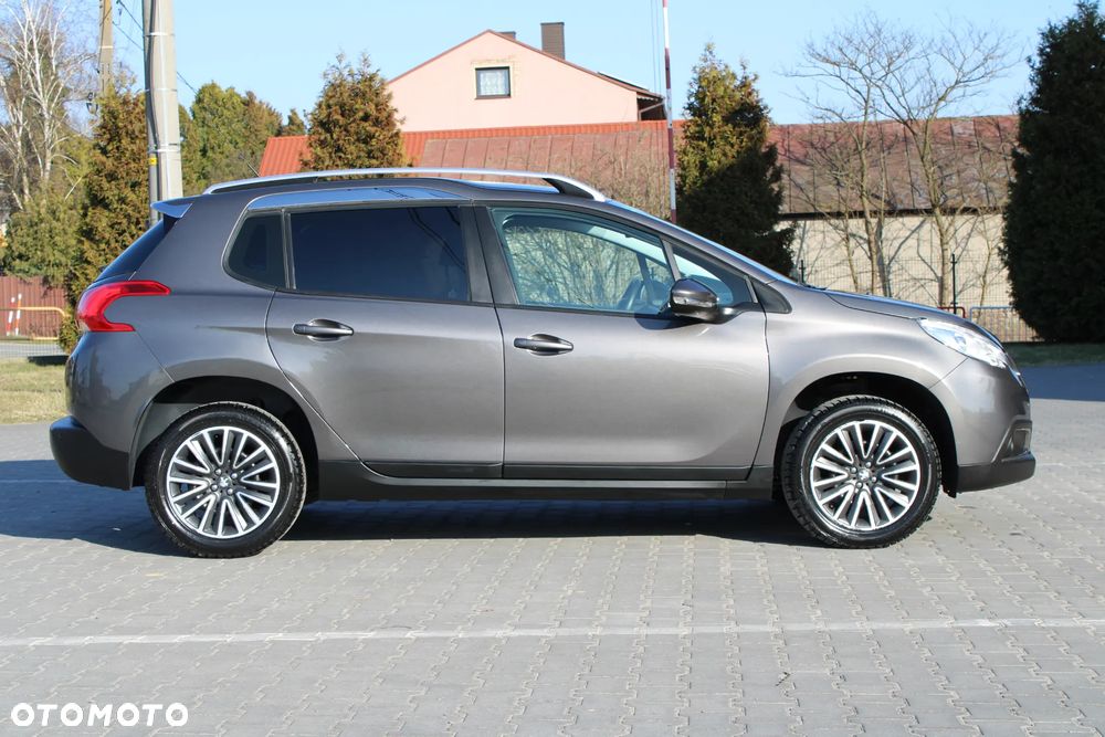 Peugeot 2008 1.2 VTi Allure - 9