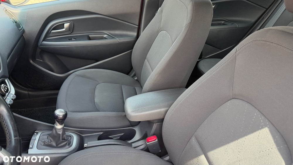 Kia Rio 1.4 Spirit - 14