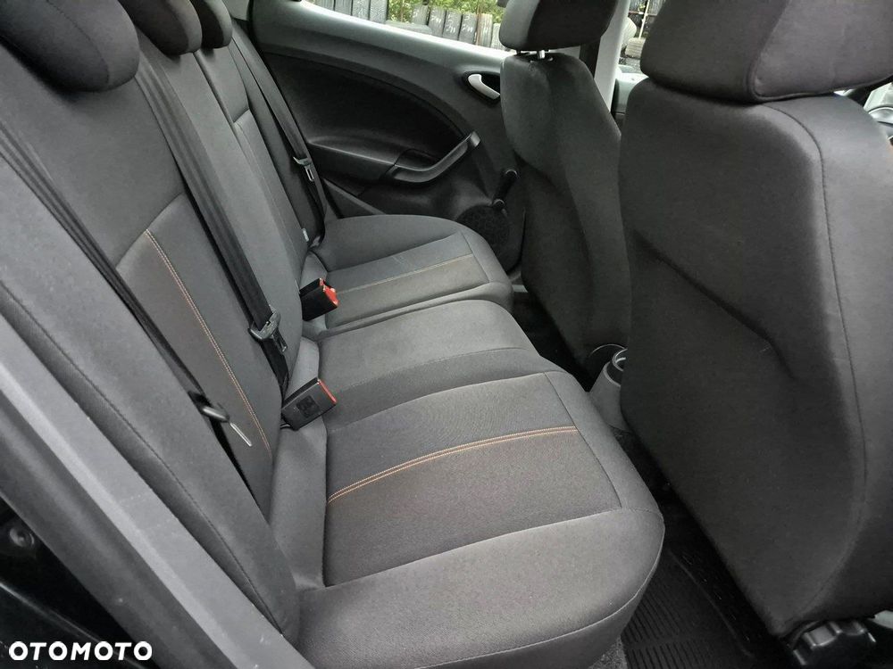 Seat Ibiza 1.4 16V Reference - 23