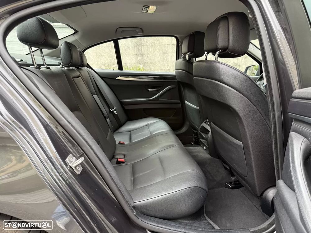 BMW 520 d Exclusive Auto 129g - 14