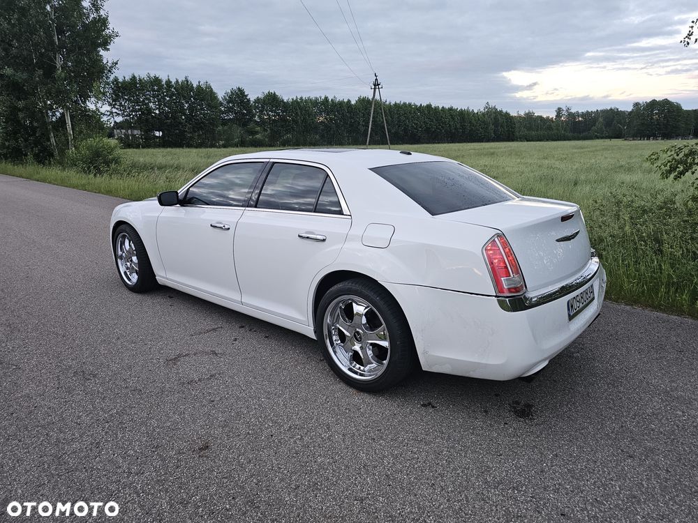 Chrysler 300C - 6