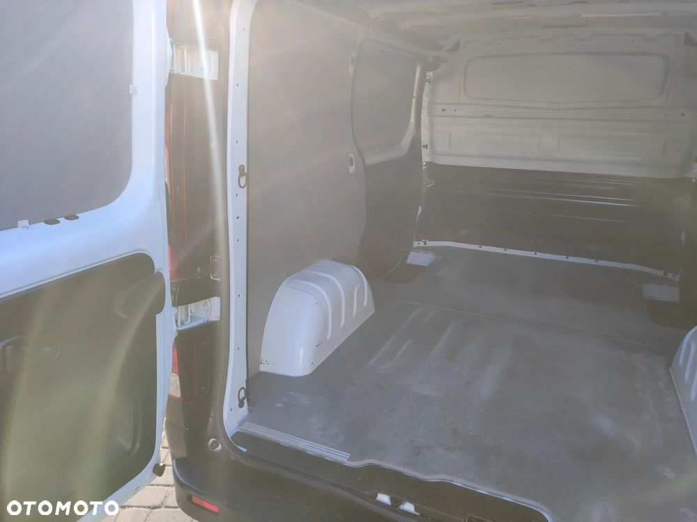 Renault TRAFIC 2020r 2,0 DCI 120KM L1H1 EURO VI DUBEL DRZWI CENA BRUTTO VAT 23% - 30