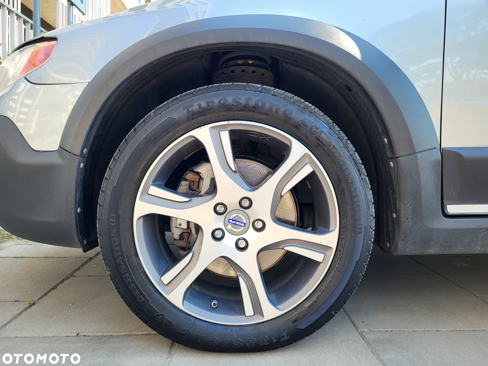 Volvo XC 70 T6 AWD Momentum - 37