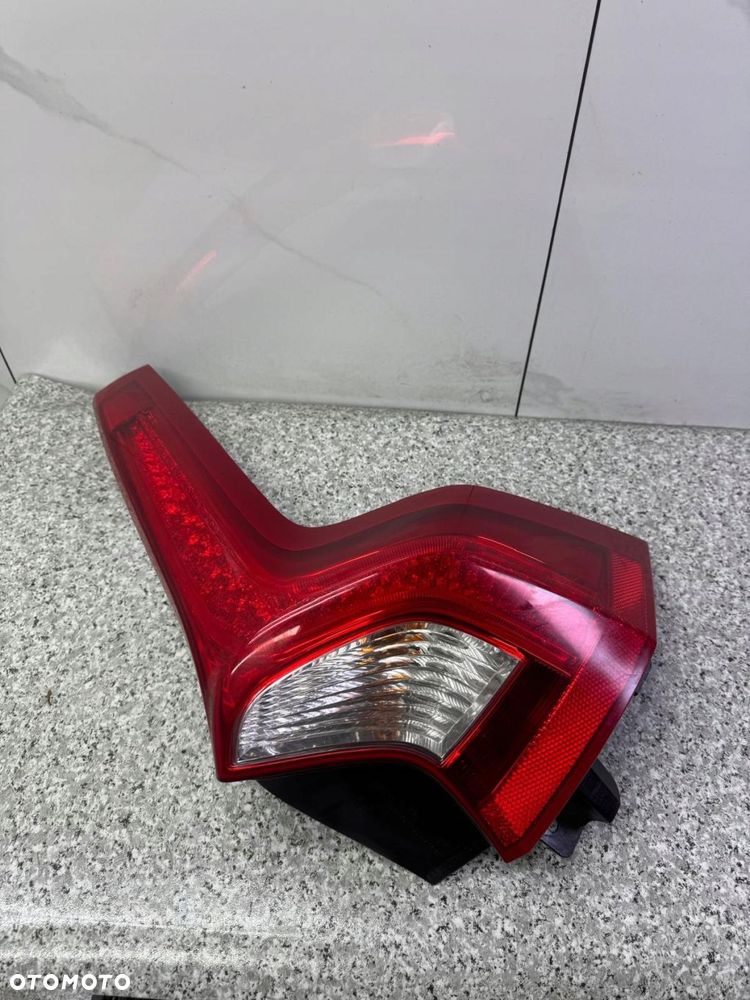lampa prawy tył volvo v60 ii 2013-2018 31395929 - 3