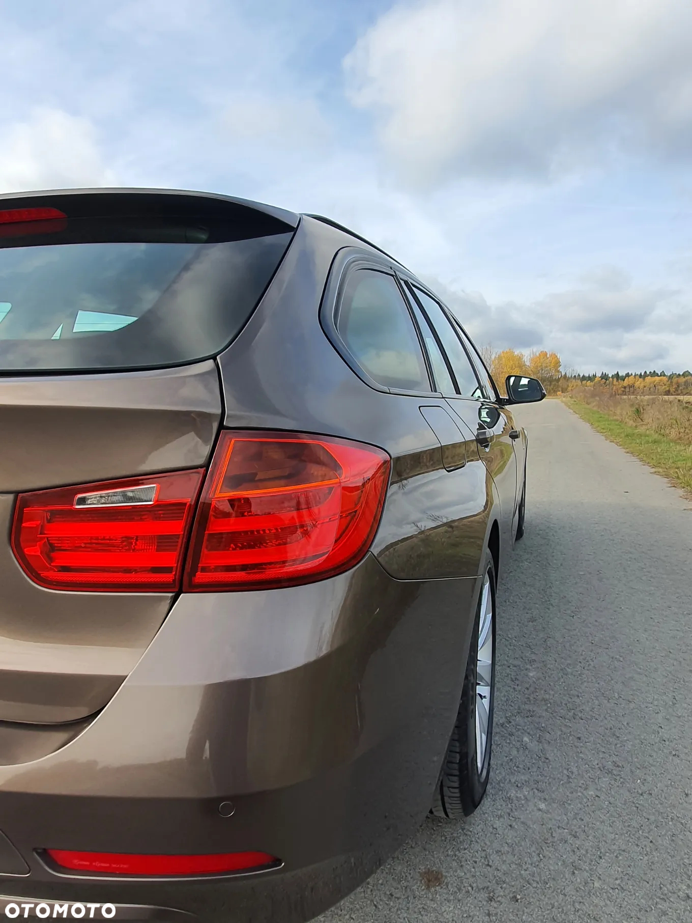 BMW Seria 3 318d Touring Modern Line - 10