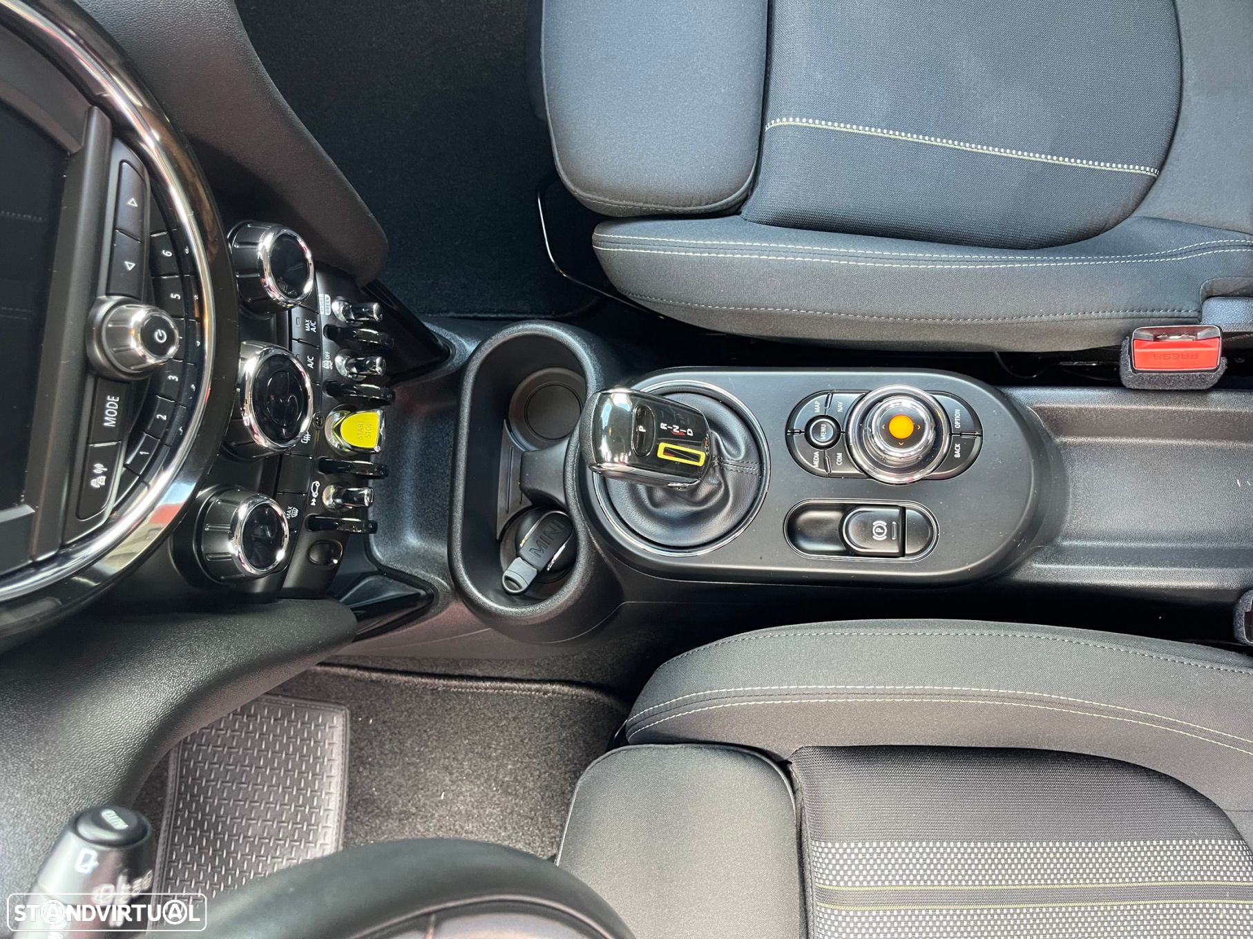 MINI 3 Portas - 17