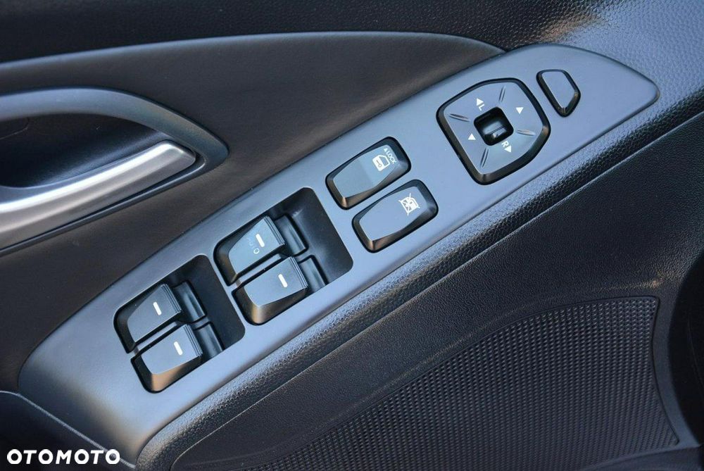 Hyundai ix35 2.0 CRDi Premium 2WD - 26